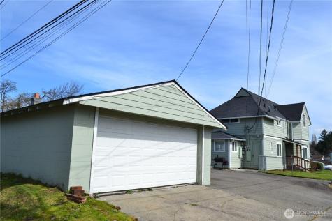 3303 S 64th Street Tacoma WA 98409