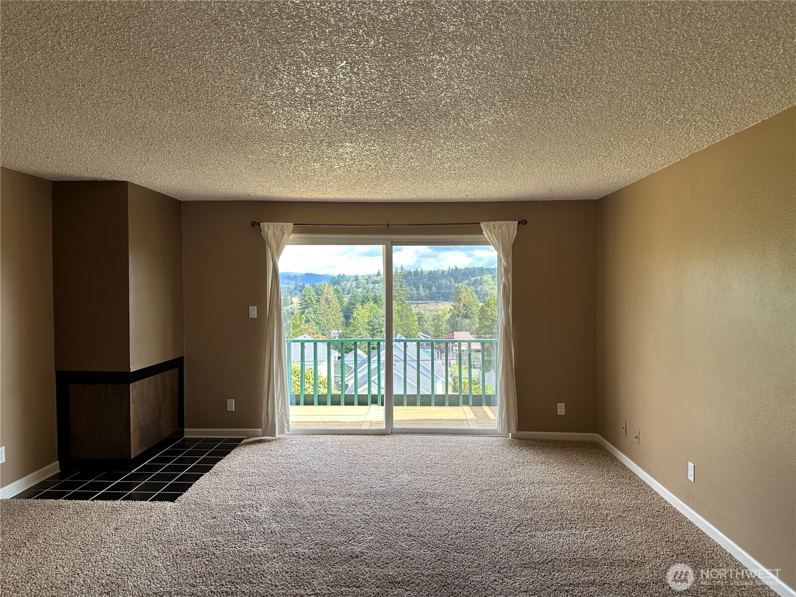 910 Barnhart Street Raymond WA 98577