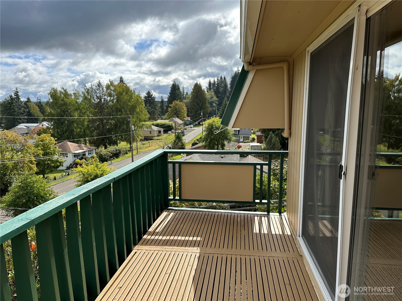 910 Barnhart Street Raymond WA 98577