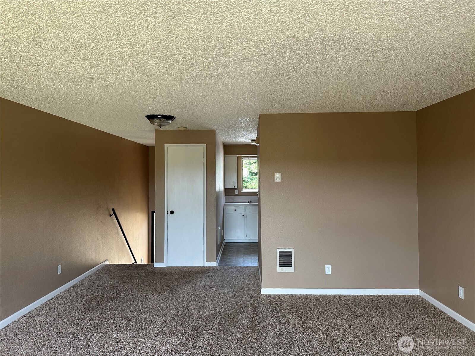 910 Barnhart Street Raymond WA 98577