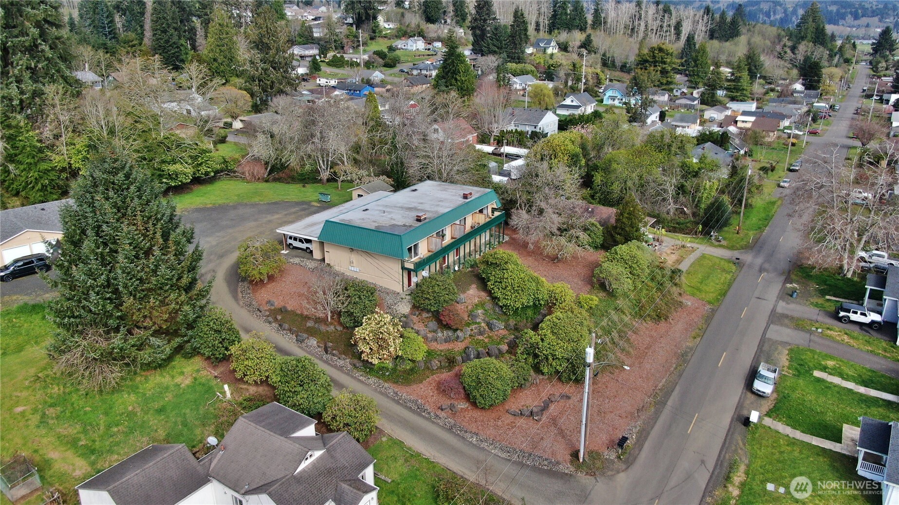 910 Barnhart Street Raymond WA 98577