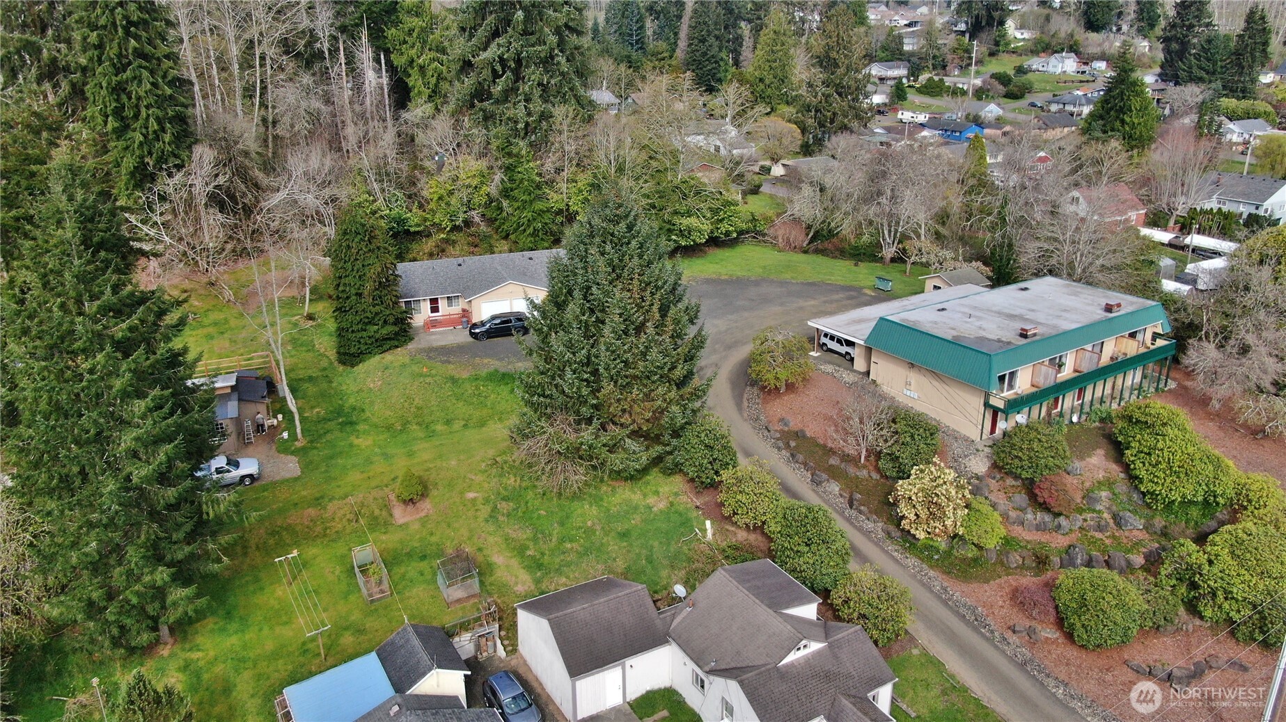 910 Barnhart Street Raymond WA 98577