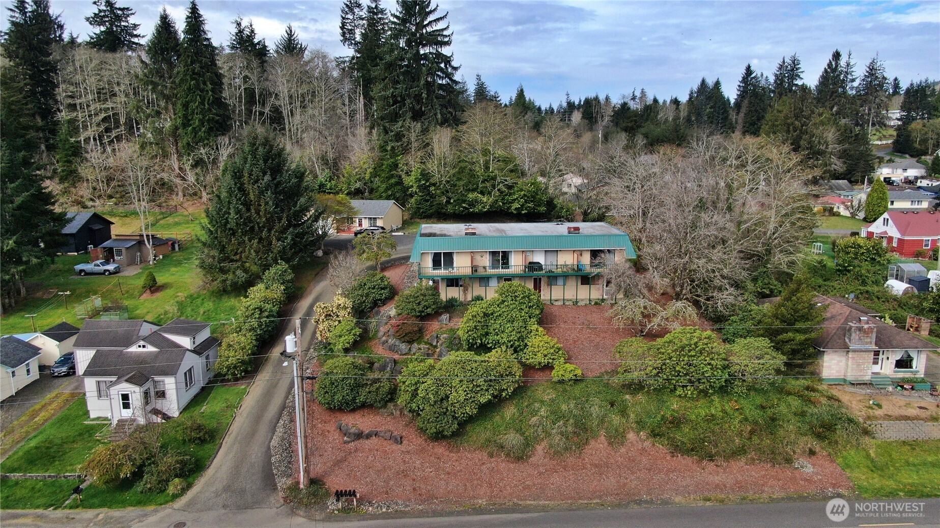 910 Barnhart Street Raymond WA 98577