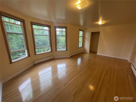 317 17th Avenue E Seattle WA 98112