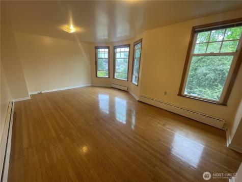317 17th Avenue E Seattle WA 98112