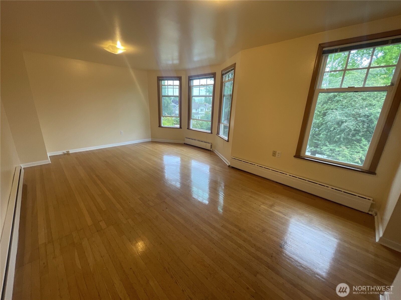 317 17th Avenue E Seattle WA 98112
