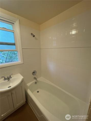 317 17th Avenue E Seattle WA 98112