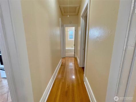 317 17th Avenue E Seattle WA 98112