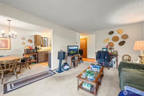 13215 35th Avenue NE Seattle WA 98125