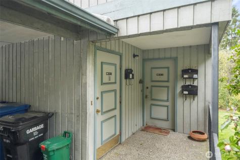 13215 35th Avenue NE Seattle WA 98125