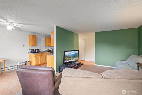 13215 35th Avenue NE Seattle WA 98125