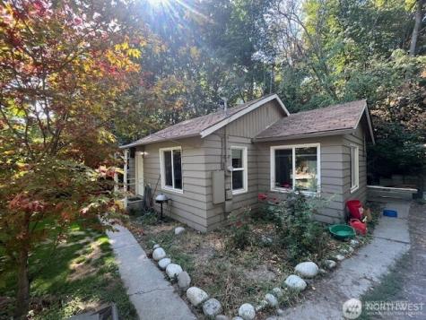 1822 S Wenatchee Avenue Wenatchee WA 98801
