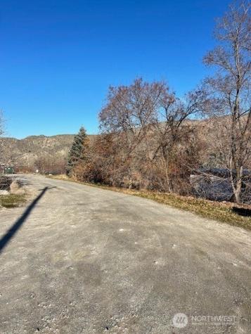 270 Starr Road Pateros WA 98846