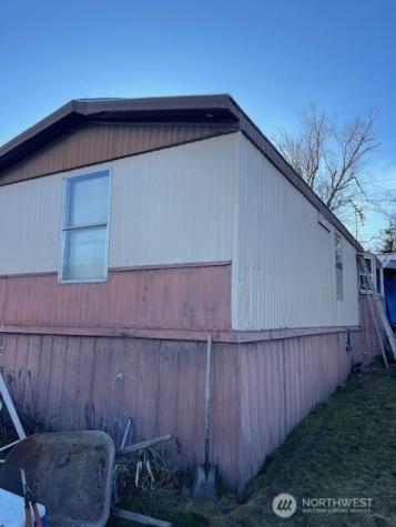 270 Starr Road Pateros WA 98846