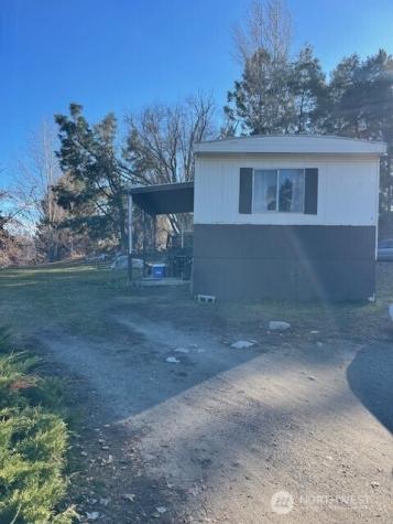 270 Starr Road Pateros WA 98846
