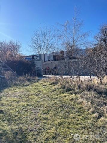 270 Starr Road Pateros WA 98846