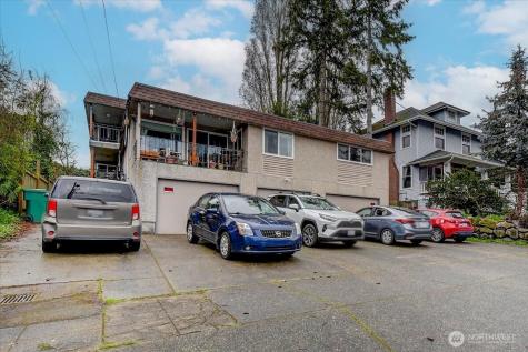 4509 Eastern Avenue N Seattle WA 98103