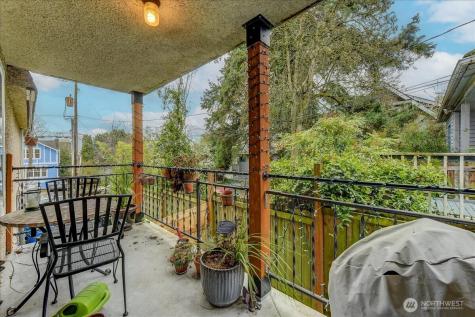 4509 Eastern Avenue N Seattle WA 98103