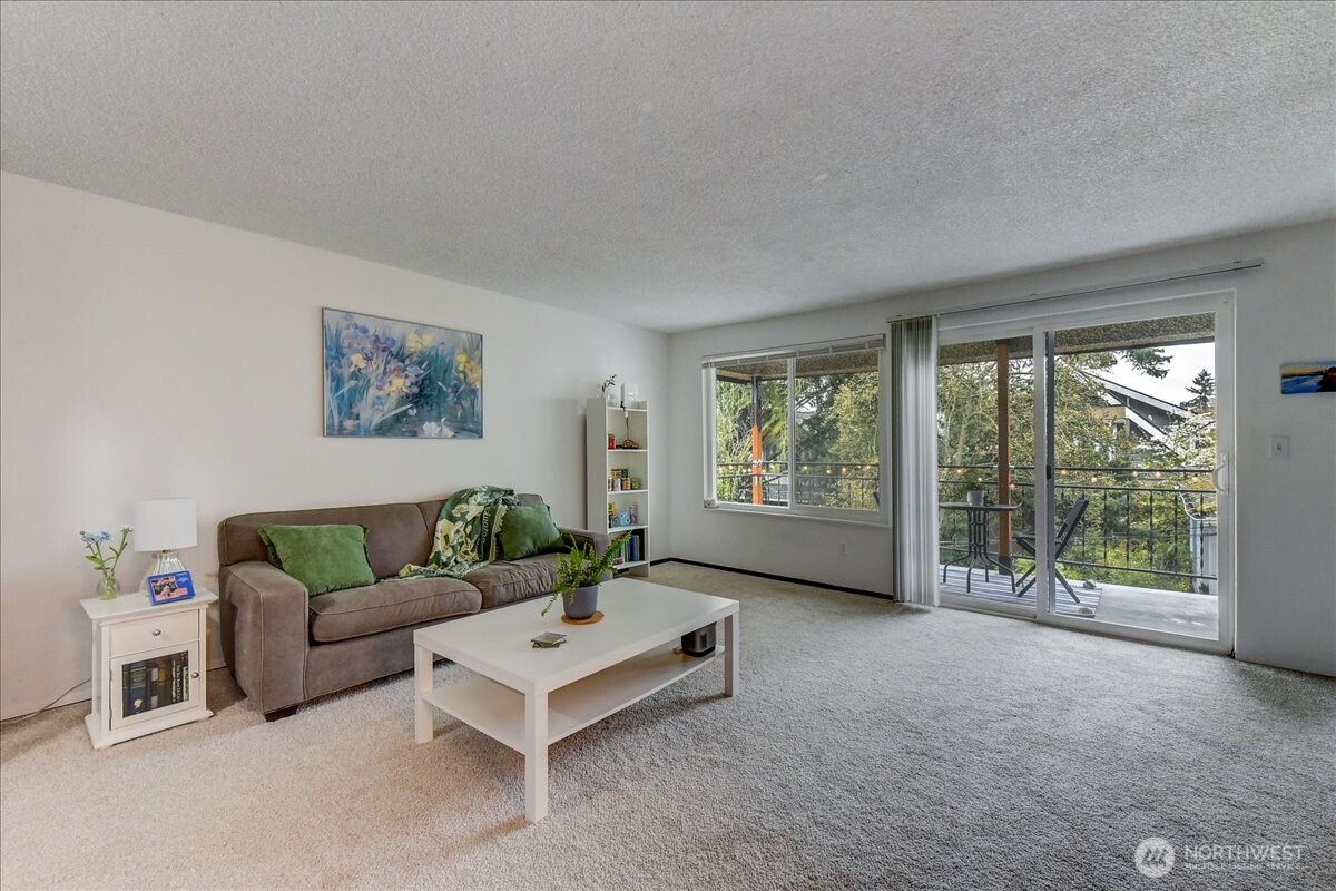 4509 Eastern Avenue N Seattle WA 98103