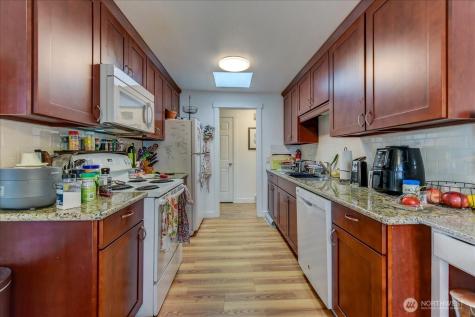 4509 Eastern Avenue N Seattle WA 98103