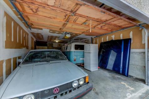 4509 Eastern Avenue N Seattle WA 98103