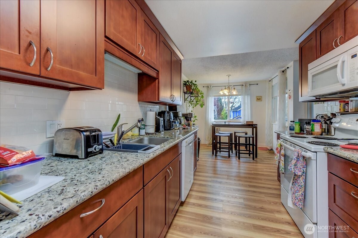 4509 Eastern Avenue N Seattle WA 98103