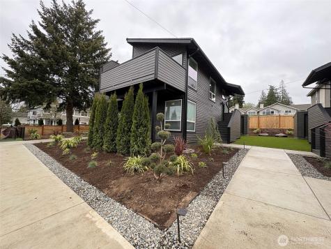 906 6TH Kirkland WA 98033
