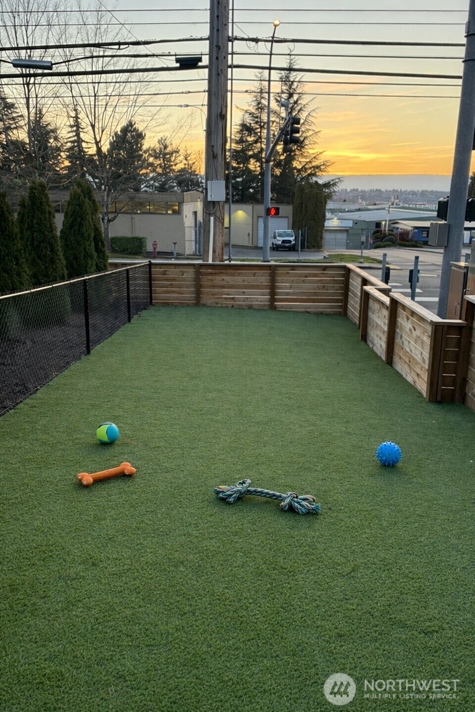 906 6th Street S Kirkland WA 98033