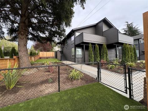906 6th Street S Kirkland WA 98033