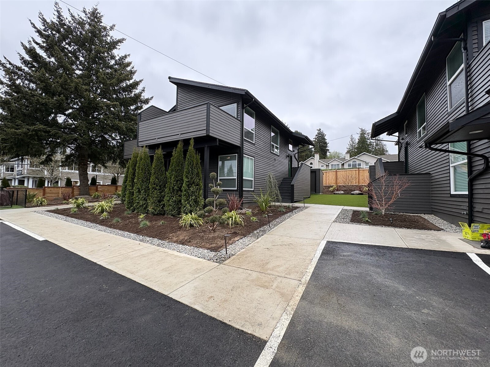 906 6th Street S Kirkland WA 98033
