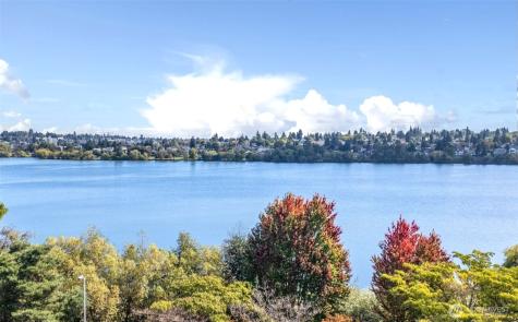 6707 Aurora Avenue N Seattle WA 98103