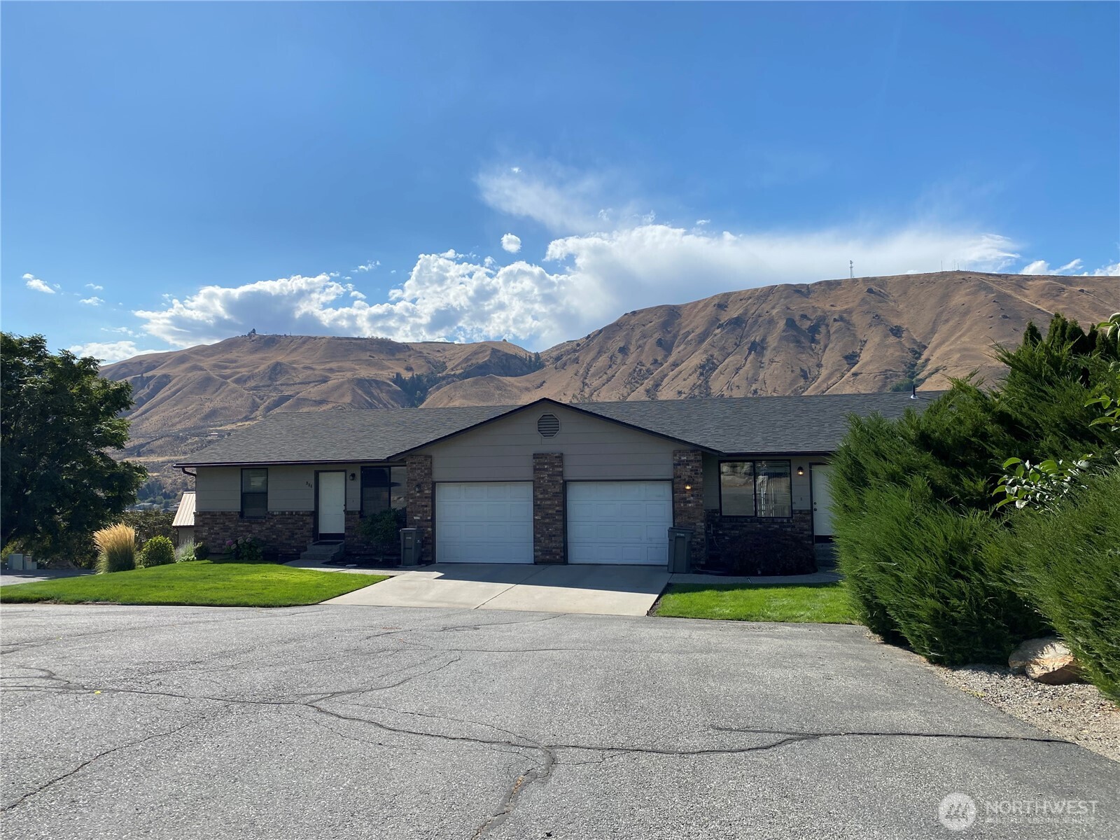 982 Highline Drive East Wenatchee WA 98802