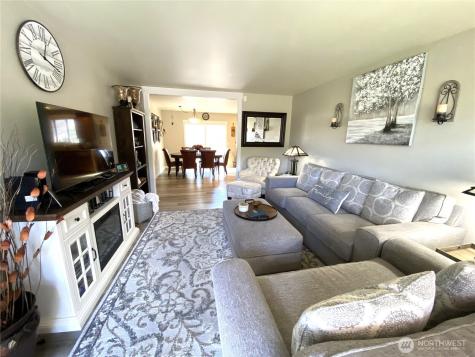 982 Highline Drive East Wenatchee WA 98802