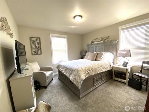 982 Highline Drive East Wenatchee WA 98802