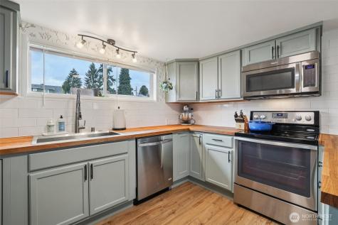 211 Avenue F Snohomish WA 98290