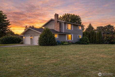 2010 Sandalwood Street Mount Vernon WA 98273