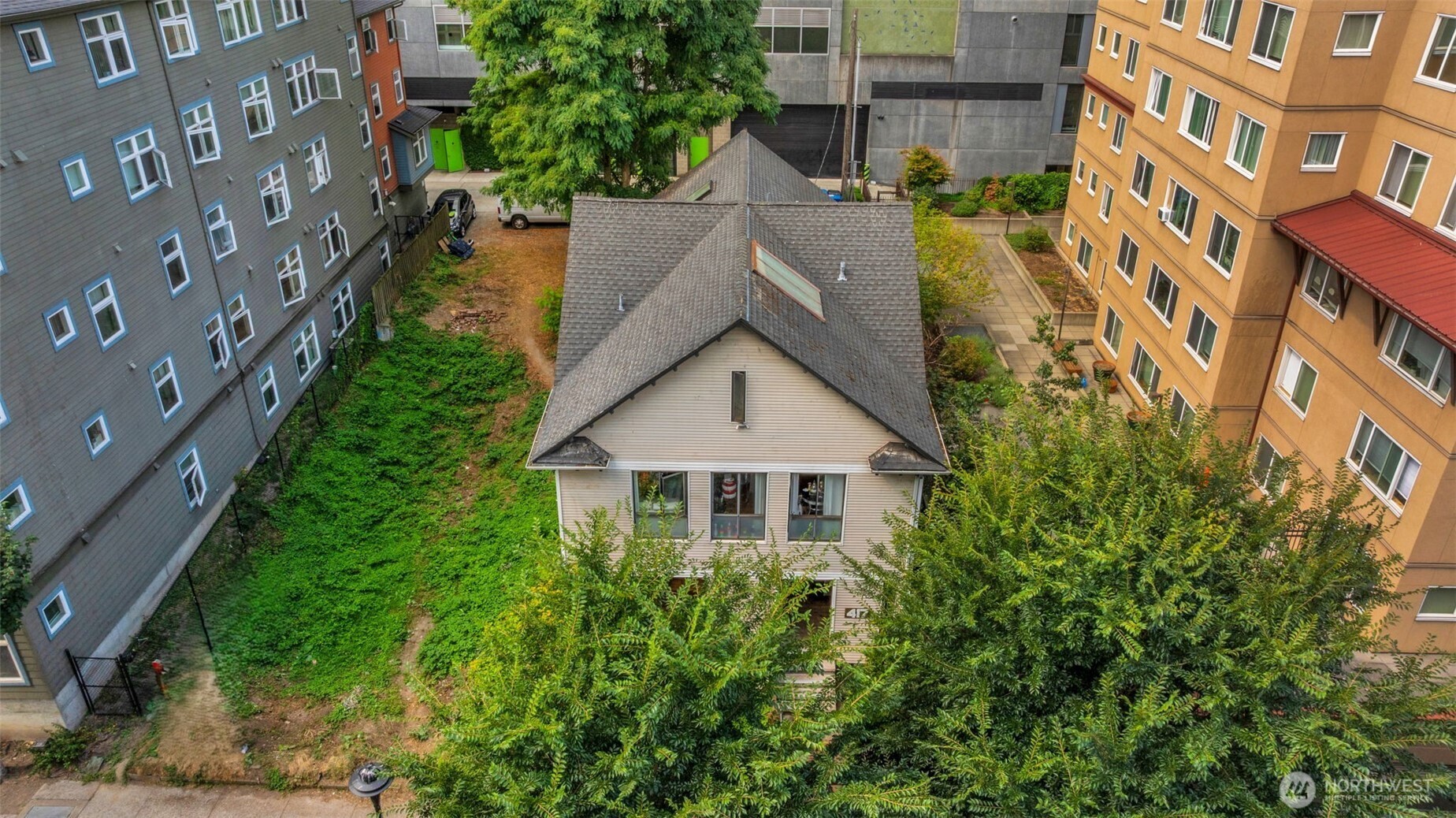 417 Minor Avenue N Seattle WA 98109