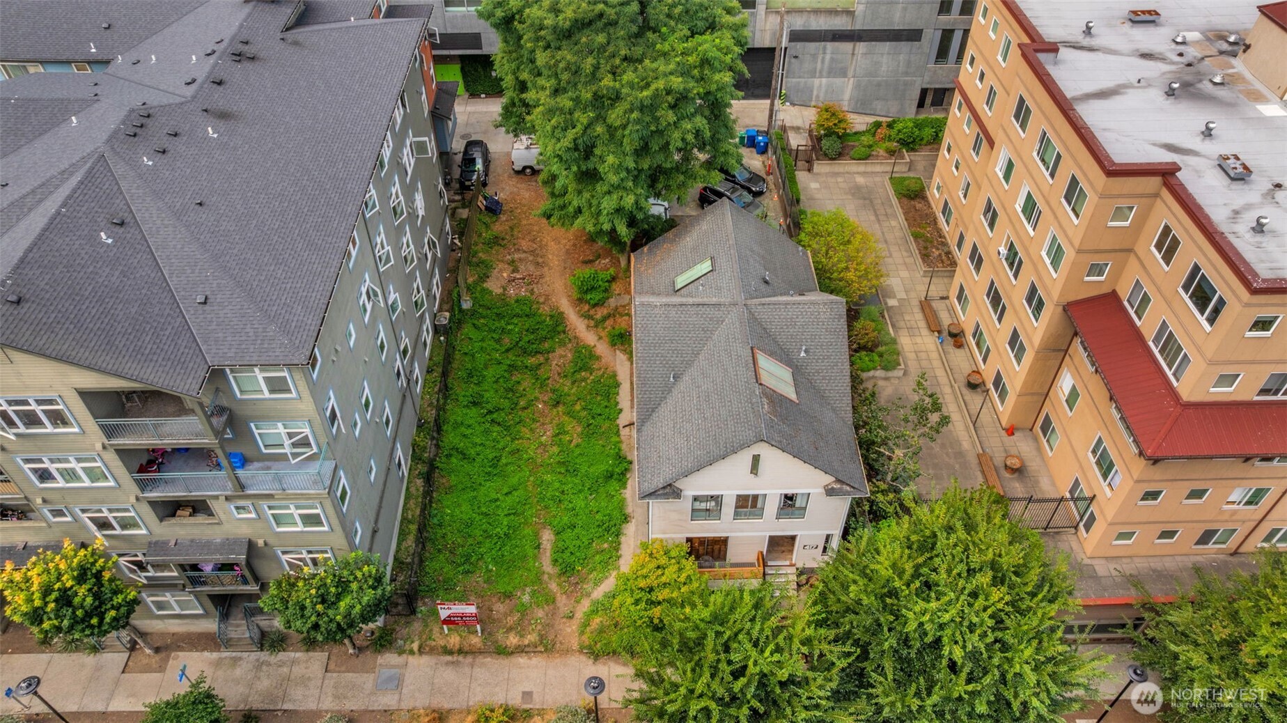 417 Minor Avenue N Seattle WA 98109