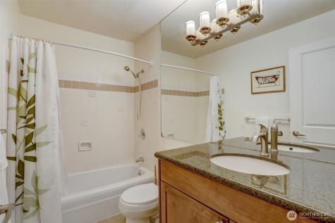 403 E Thomas Street Seattle WA 98102