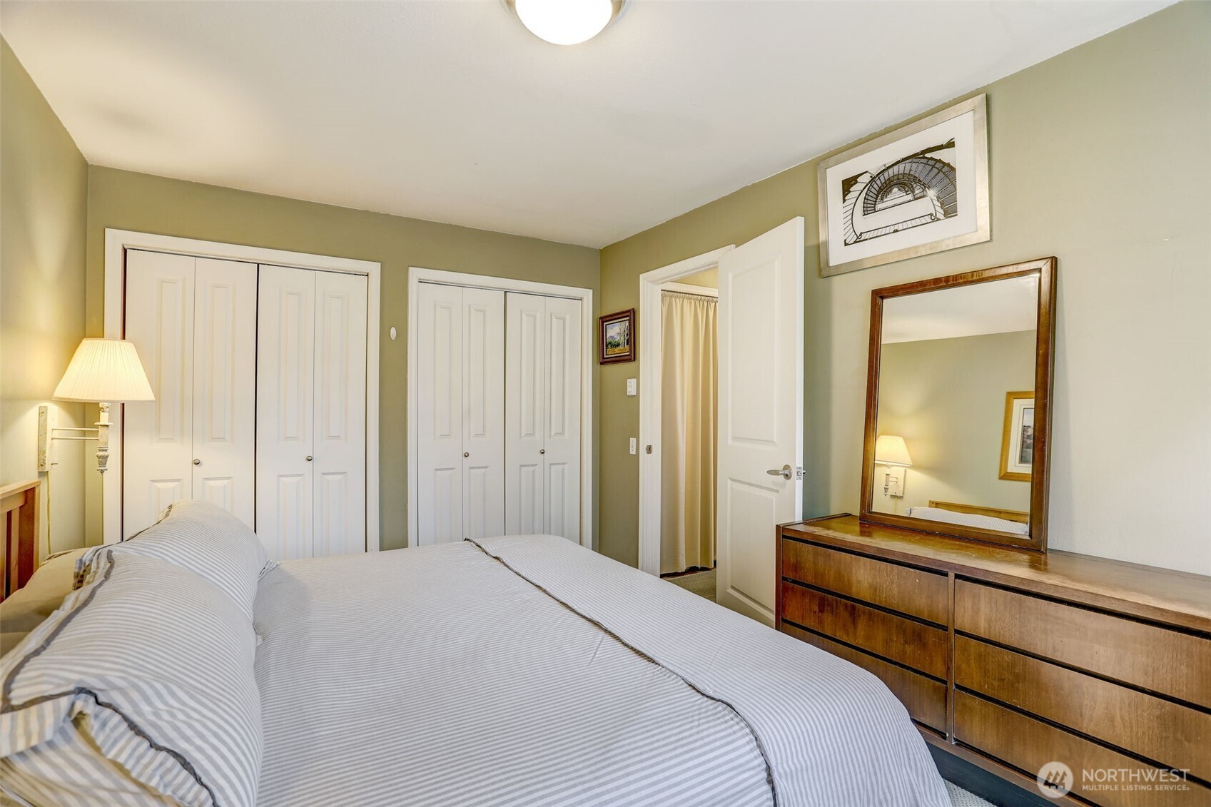 403 E Thomas Street Seattle WA 98102