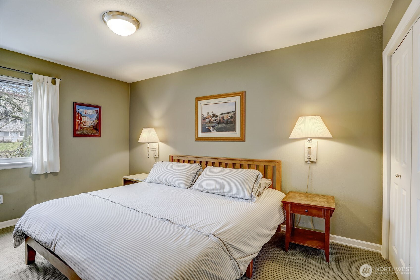 403 E Thomas Street Seattle WA 98102