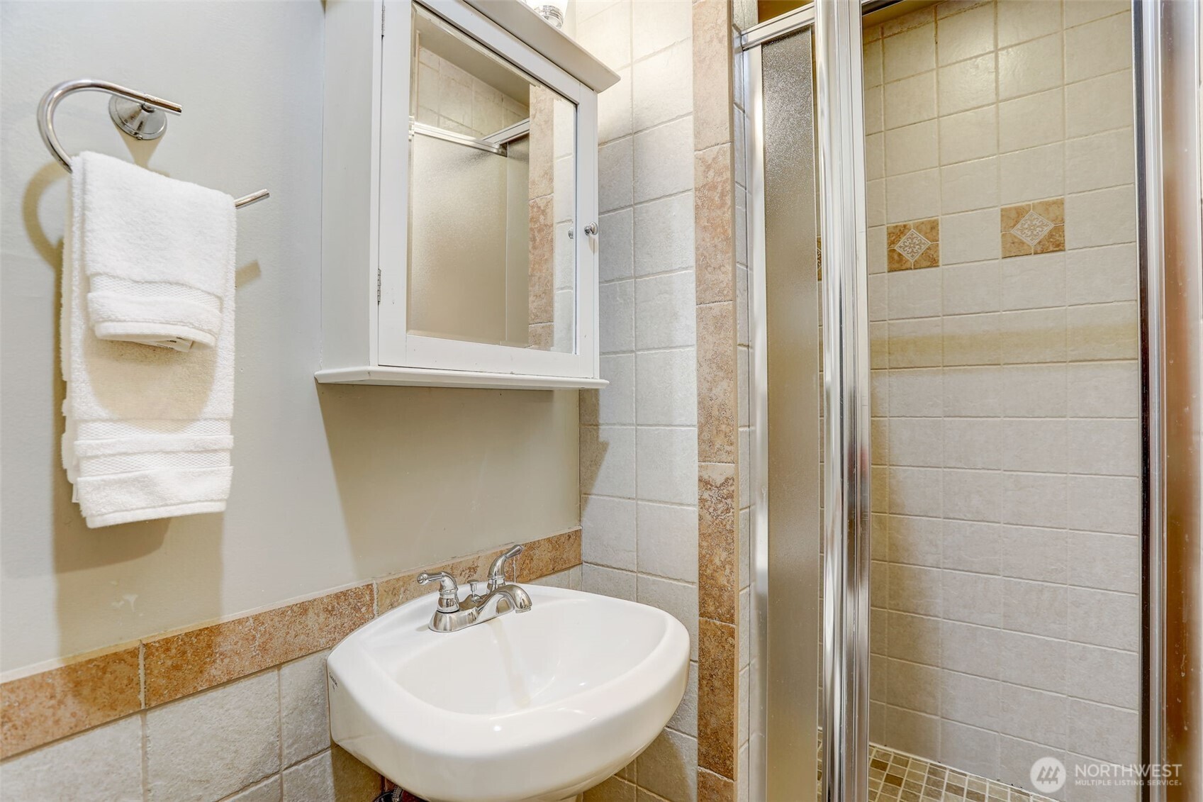 403 E Thomas Street Seattle WA 98102