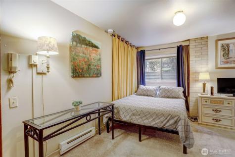 403 E Thomas Street Seattle WA 98102