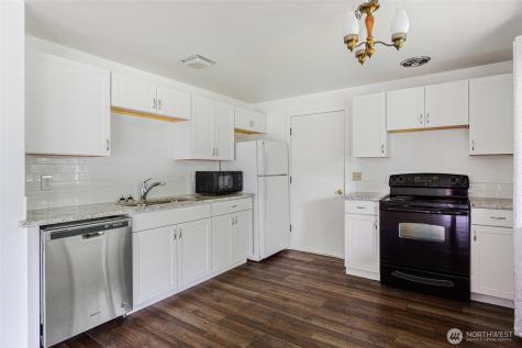 9413 147th Street Court E Puyallup WA 98375