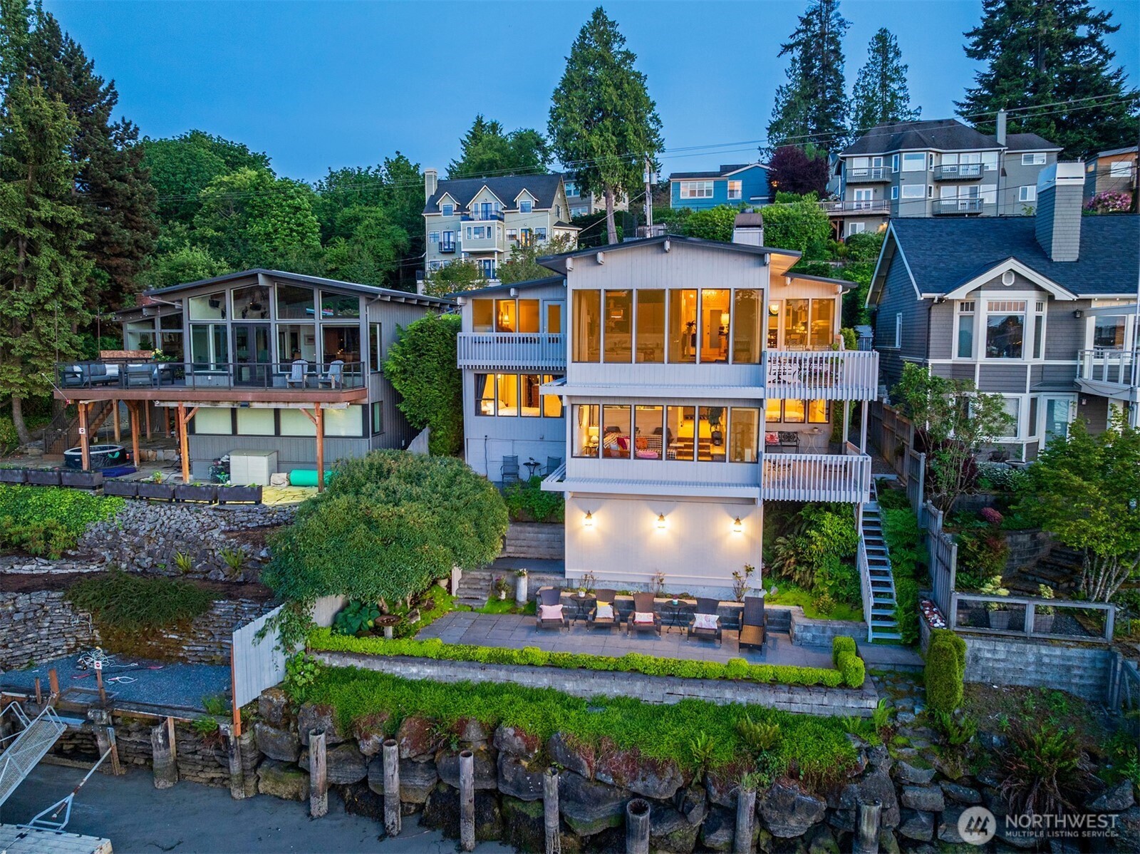 3510 W Commodore Way Seattle WA 98199
