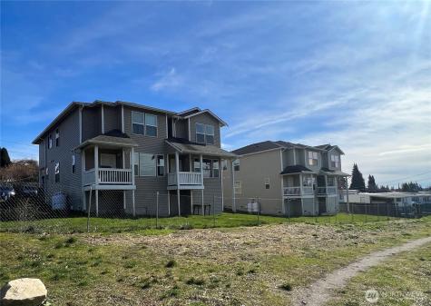 2905 11th Street Everett WA 98201