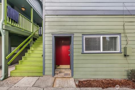 7103 Linden Avenue N Seattle WA 98103