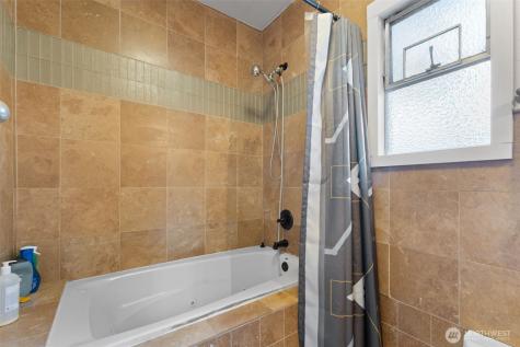 1053 S Southern Street Seattle WA 98108