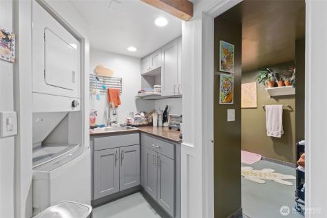1053 S Southern Street Seattle WA 98108