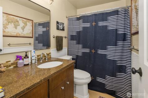 2215 Raye Seattle WA 98199